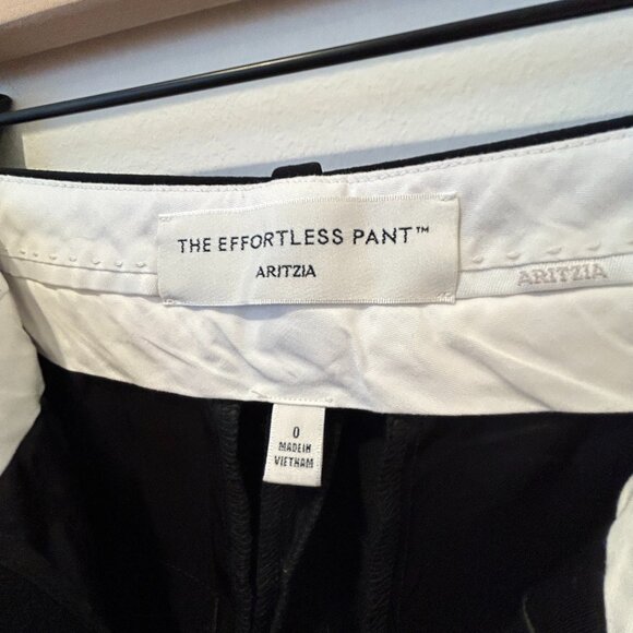 Aritzia Effortless Pant Wider in Black Crepette, Size 0 - Picture 6 of 9